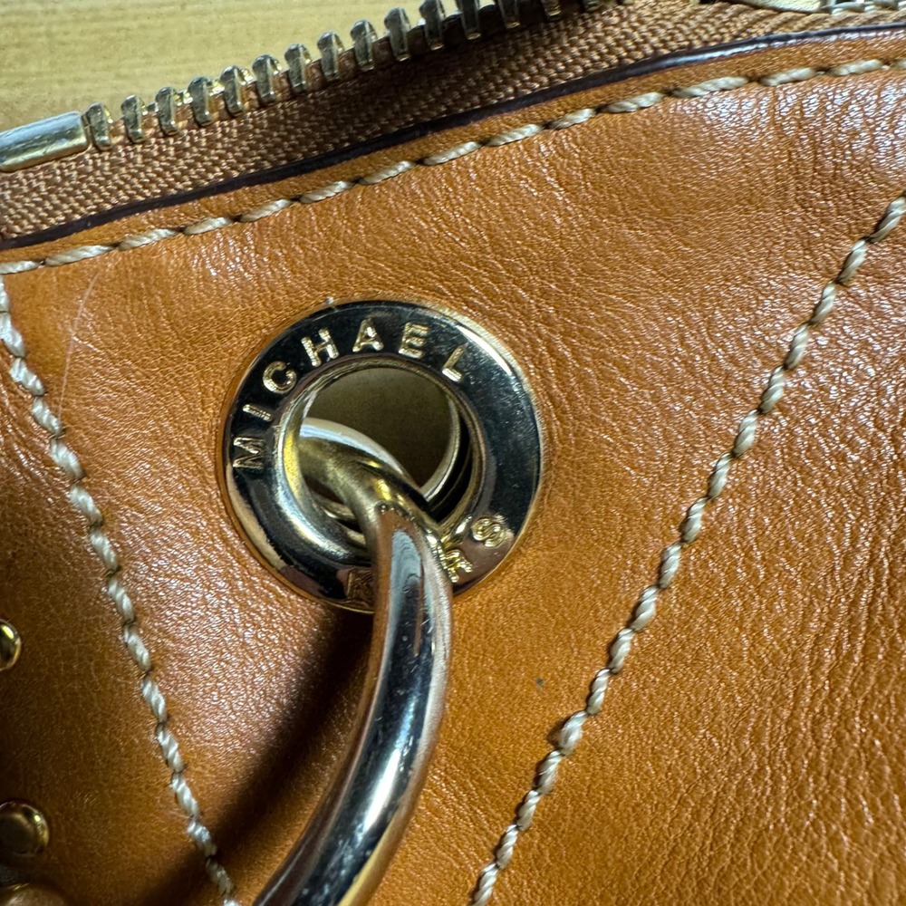 Michael Kors Uptown Astor Brown Leather Studded Satchel Bag Gold Chain Strap - Picture 2 of 8